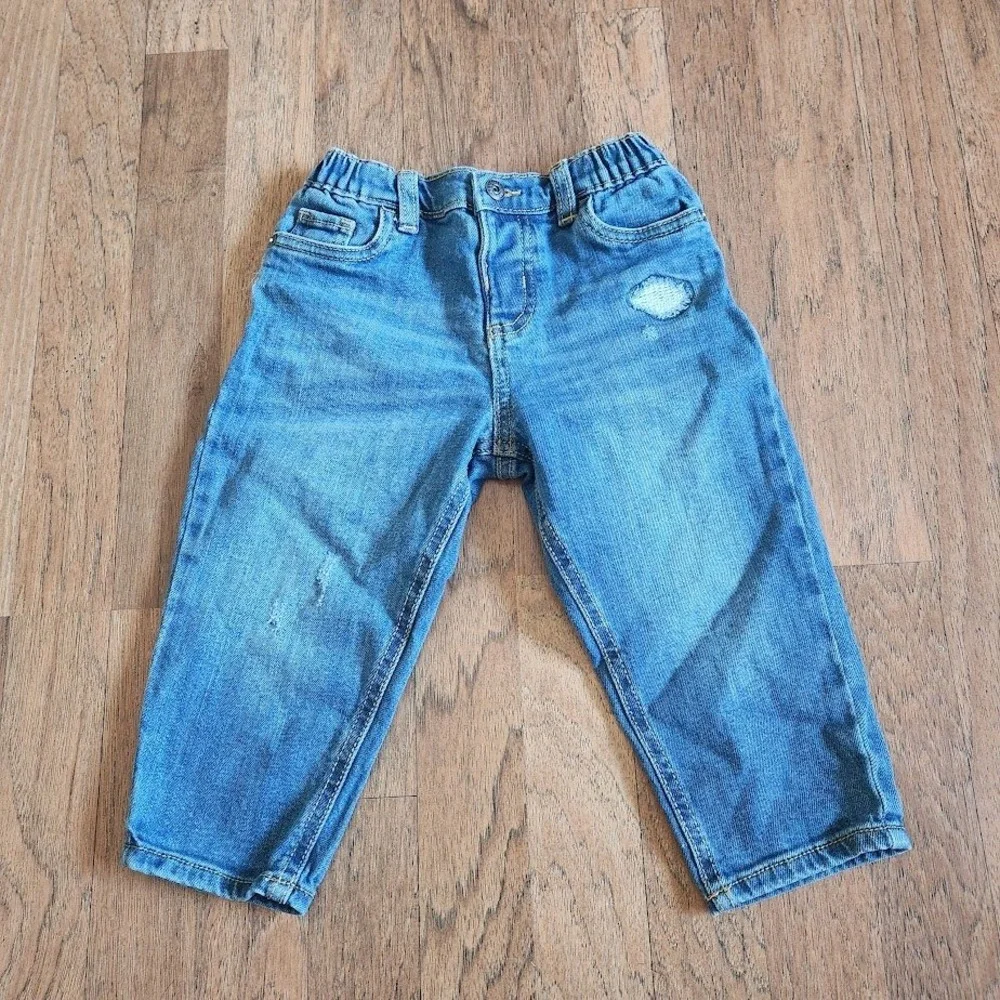 OshKosh Bgosh Toddler Distressed Jeans Medium Wash Blue 24M Stretch Pants 590